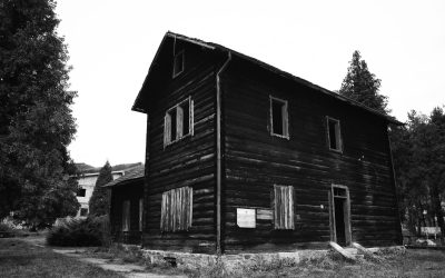 Black House, Vitez