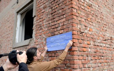 Obilježena mjesta stradanja u Doboju, Odžaku i Orašju: „Solidarnost sa stradalima i njihovim porodicama“